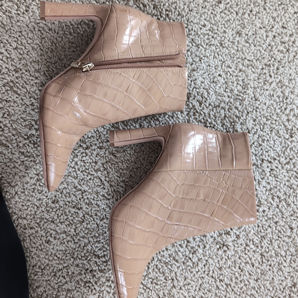 ANTONIO MELANI Tan Croc-Embossed Ankle Booties